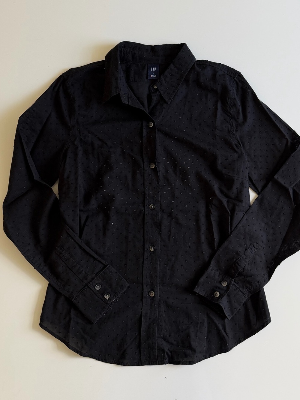 GAP Black Button Down Shirt - Size M